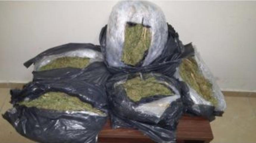 Kayseri&rsquo;de Uyuşturucu Operasyonu: 3 G&ouml;zaltı