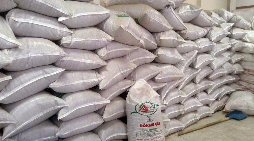 Van&rsquo;a 5,5 Ton Ka&ccedil;ak &Ccedil;ay İle 4 Bin 626 Koli Ka&ccedil;ak Ton Balığı Ele Ge&ccedil;irildi