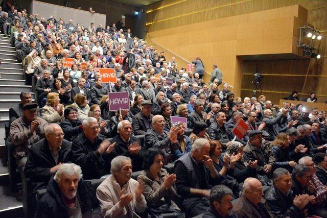 Metin Feyzioğlu İzmir’de Referandum Mesaisinde