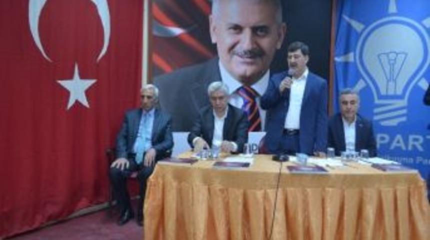 Ak Parti&rsquo;de &lsquo;istişare Toplantısı&rsquo; Yapıldı