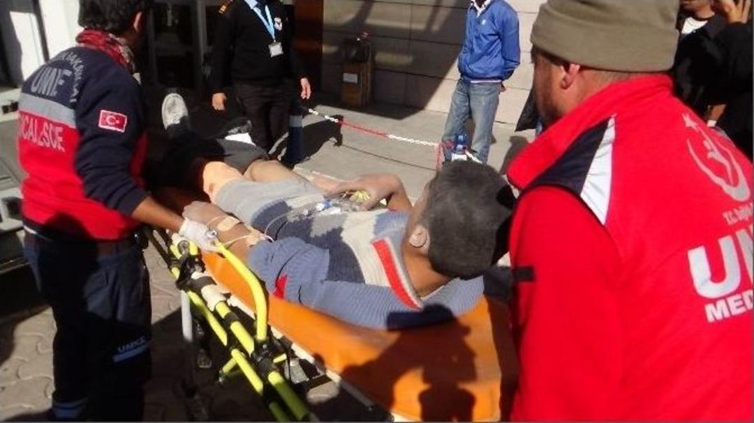 Suriye&rsquo;de Deaş&rsquo;tan İntihar Saldırısı: &Ouml;l&uuml; Ve Yaralılar Var