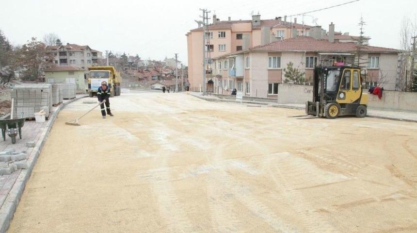 Odunpazarı Belediyesi Karapınar&rsquo;a Hizmet Etmeye Devam Ediyor