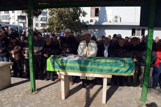 Yediği Poğaçadan Ölen Çocuk Toprağa Verildi