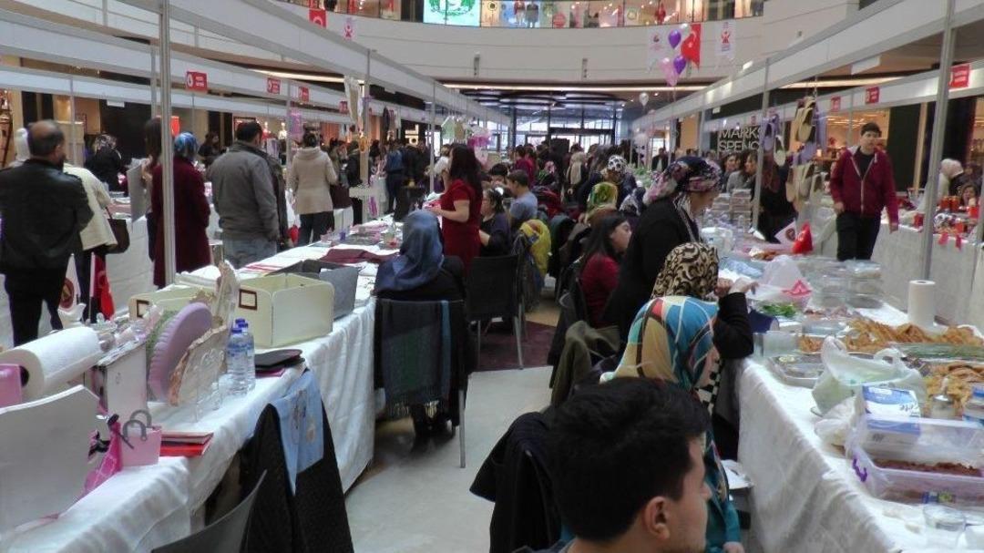 Ekonomide &Uuml;retime Katılan Eller Projesi Sanko Park Avm&rsquo;de A&ccedil;ıldı