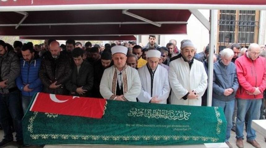 Akaryakıt İstasyonu Soygununda &Ouml;len Vatandaş Son Yolculuğuna Uğurlandı