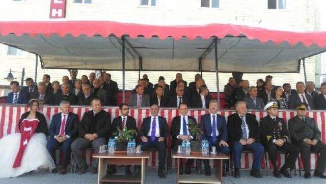 Ak Parti'li Başkandan, Chp Milletvekiline; 'beyni Boş Ukala'