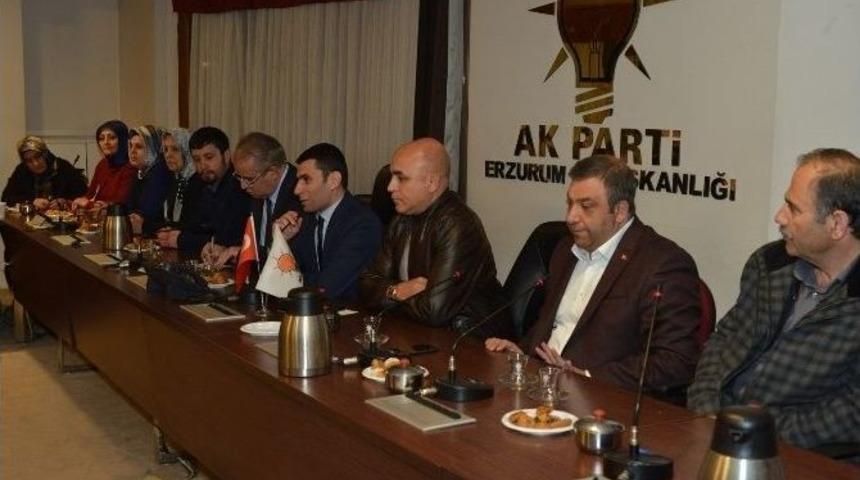 Ak Parti Yakutiye &ldquo;anayasa&rdquo; İ&ccedil;in İstişare Etti