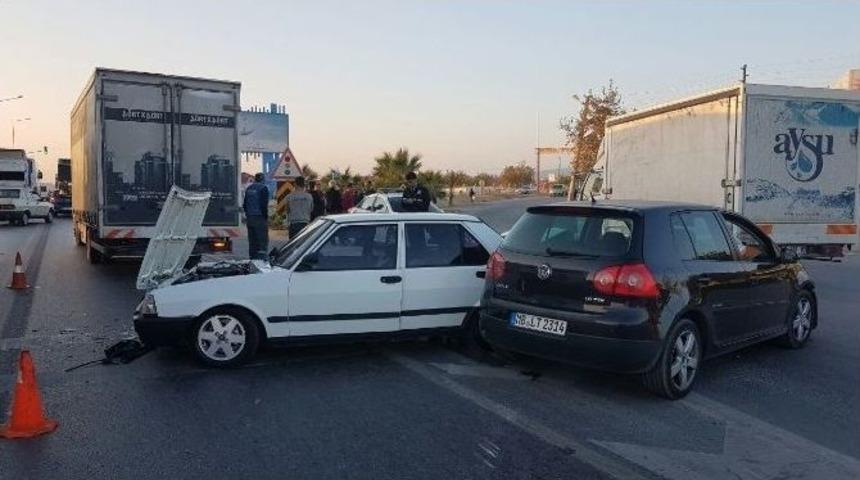 Manavgat&rsquo;ta Zincirleme Kaza