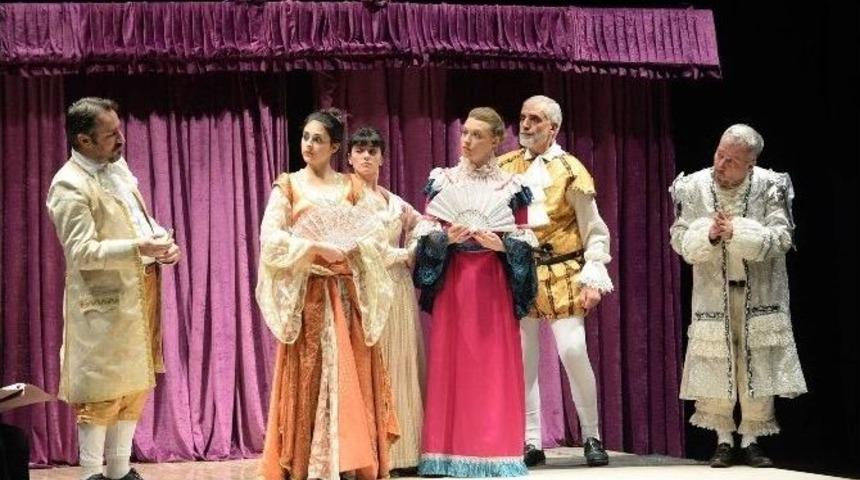 11. Uluslararası Bilecik Tiyatro Festivali Devam Ediyor