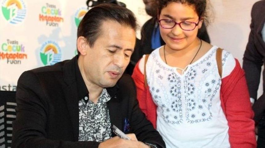 Tuzla &Ccedil;ocuk Kitapları Fuarına Minik Okurlar Akın Etti