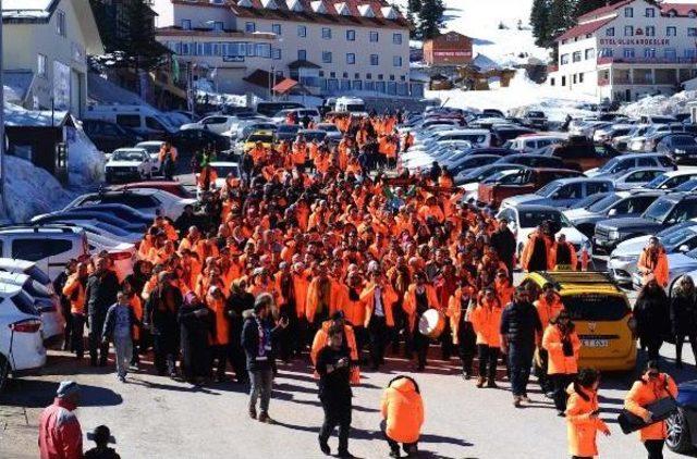 Ağaoğlu Düğün Öncesi Akrabalarına Sucuk Partisi Düzenledi