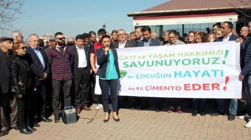 Kirlilik Protestosu Sonrası Chp'li Vekile Doğum G&uuml;n&uuml; S&uuml;rprizi