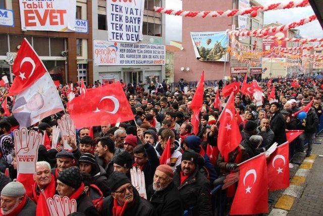 Başbakanı Dinlemek İçin 3 Bin Kilometre Geldi