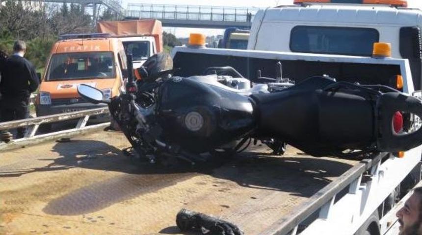 Tem'de Motosiklet Kazası: 1 &Ouml;l&uuml; 1 Yaralı