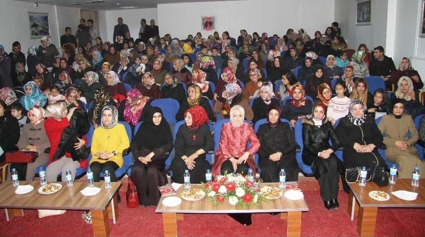 K&uuml;res&uuml;nni Kadınlar Referanduma &lsquo;evet&rsquo; Dedi