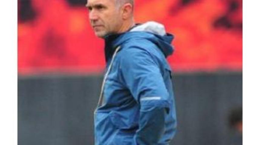 Orhangazispor, Teknik Direkt&ouml;r Tuğrul Metin Ile Yollarını Ayırdı