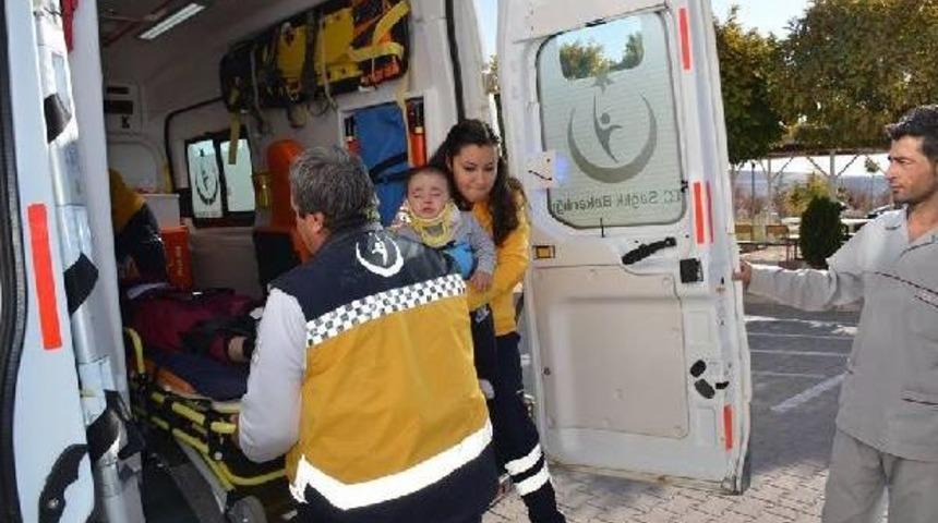 Besni'de Otomobil Devrildi: 5 Yaralı