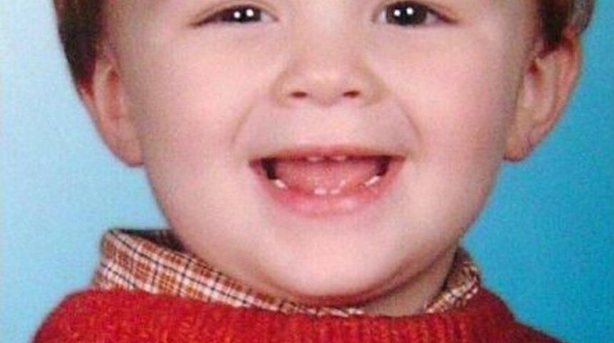 Alistair Bebeği &Ouml;ld&uuml;ren Daimi Aky&uuml;z D&uuml;ğ&uuml;n&uuml;nde &Ouml;ld&uuml;r&uuml;ld&uuml;