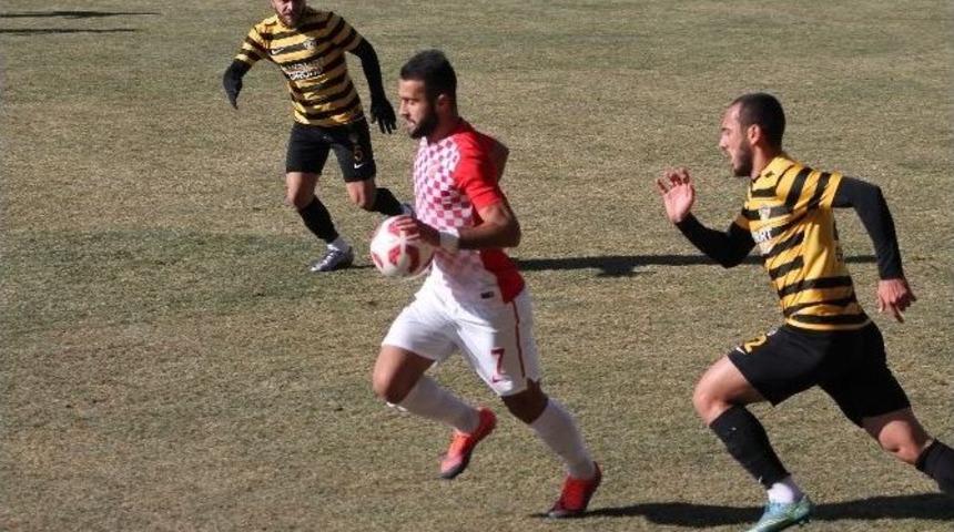 Bayburt Evinde Galip