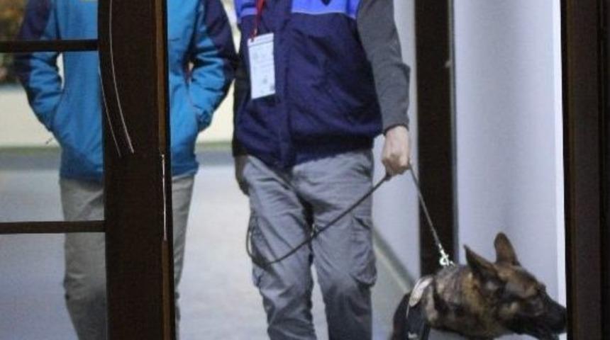 Fenerbahçe’nin Soyunma Odasına Bomba Araması