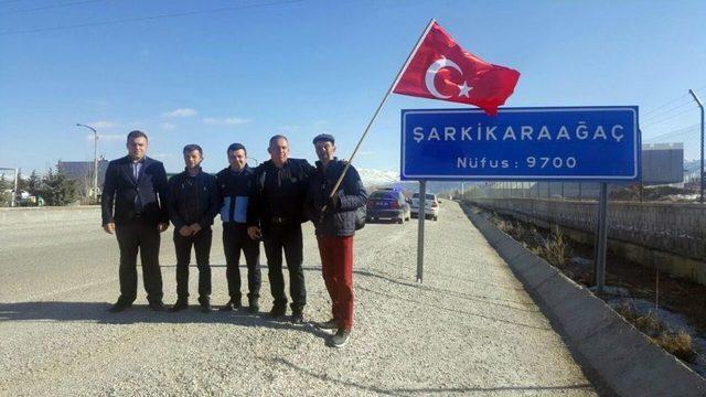 Rüyasında Gördüğü Ömer Halisdemir İçin Burdur’dan Yola Çıktı, Isparta’ya Ulaştı