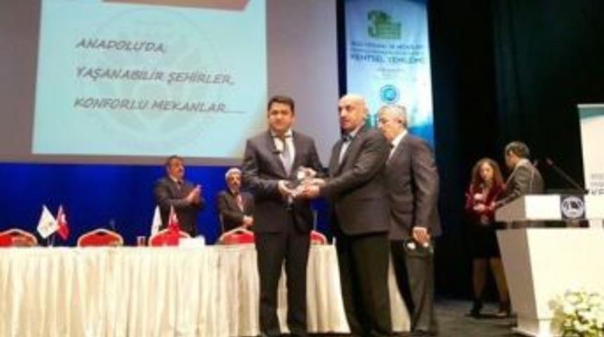 Piri Reis Kentsel Dönüşüm Zirvesi’nde Gaziosmanpaşa Belediyesi’ne Ödül