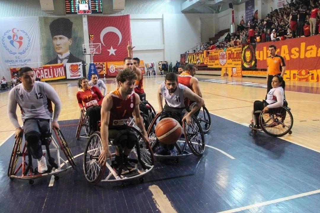 Galatasaray, Yalova&rsquo;da G&uuml;ld&uuml;