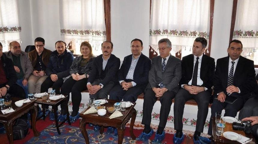 Bakan Bozdağ Yozgat&rsquo;ta Basın Mensuplarını Dinledi