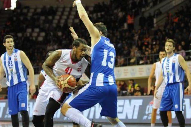 Gaziantep Basketbol-Demir İnşaat Büyükçekmece: 78-67