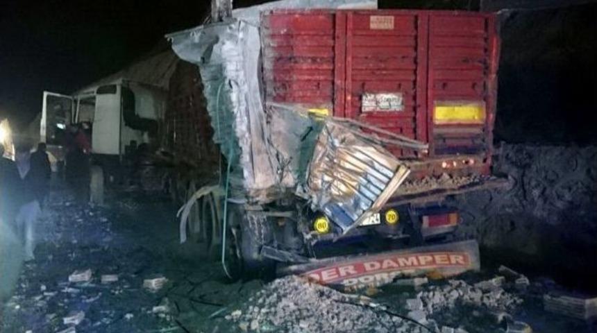 Uşak&rsquo;ta Trafik Kazası: 1 &Ouml;l&uuml;, 3 Yaralı