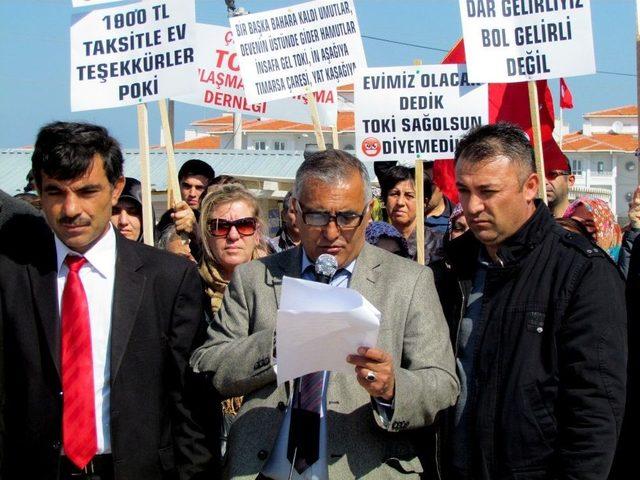 Çeşme’de Toki Hak Sahiplerinden Fahiş Fiyatlara Tepki