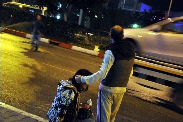 Aracı İle Orta Refüje Çıkan Kadın Sürücü Gözyaşlarını Tutamadı