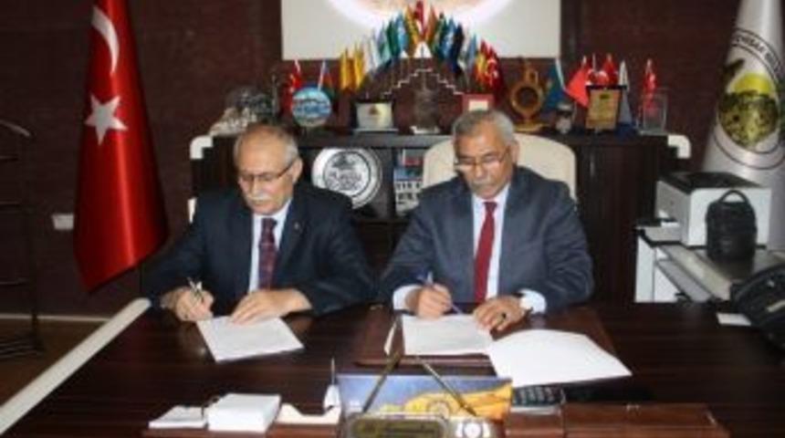 U&ccedil;hisar Belediyesi&rsquo;nde İş&ccedil;i Toplu S&ouml;zleşmesi Yenilendi