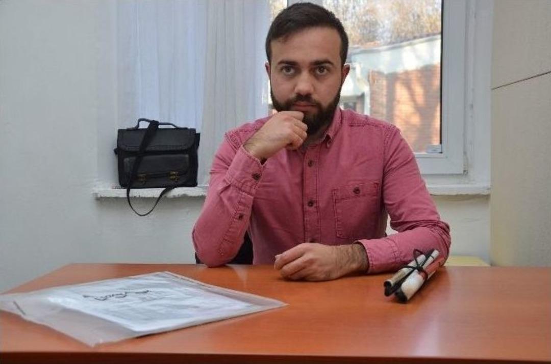 (&ouml;zel Haber) G&ouml;rme Engelli &Ouml;ğrencinin Okuma Azmi