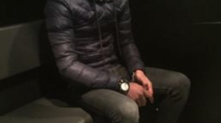 Gen&ccedil;ler Arasında Bı&ccedil;aklı Kavga: 1 Yaralı