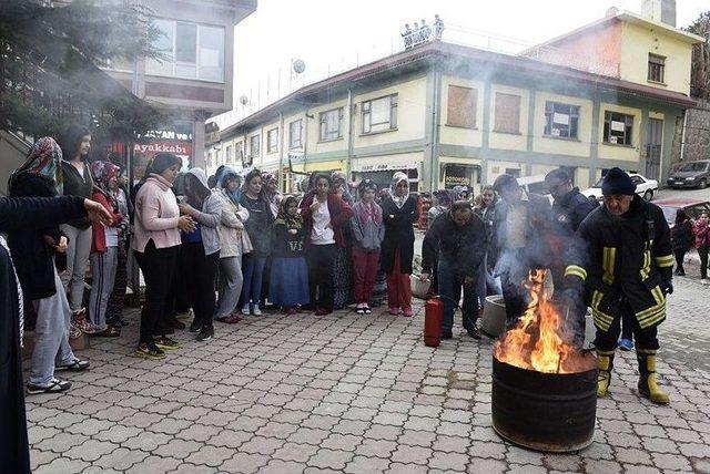 Tosya’da Öğrenci Yurdunda Yangın Tatbikatı