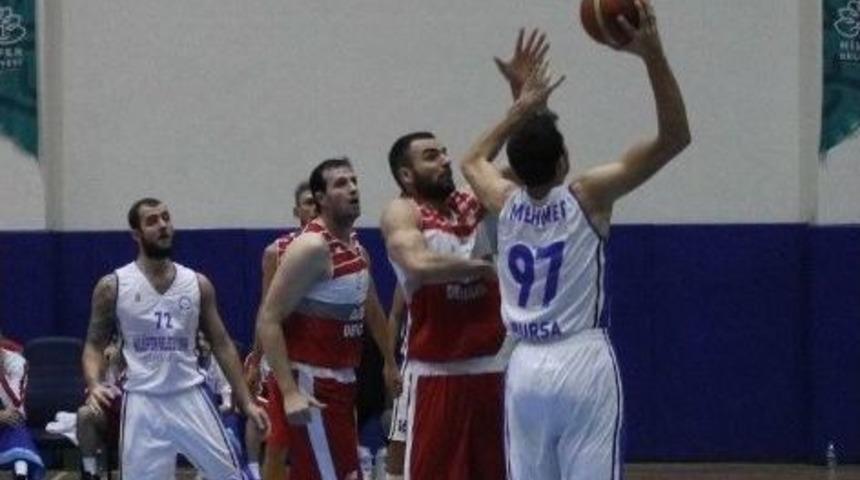 Nil&uuml;fer Belediyespor Evinde Galip Geldi