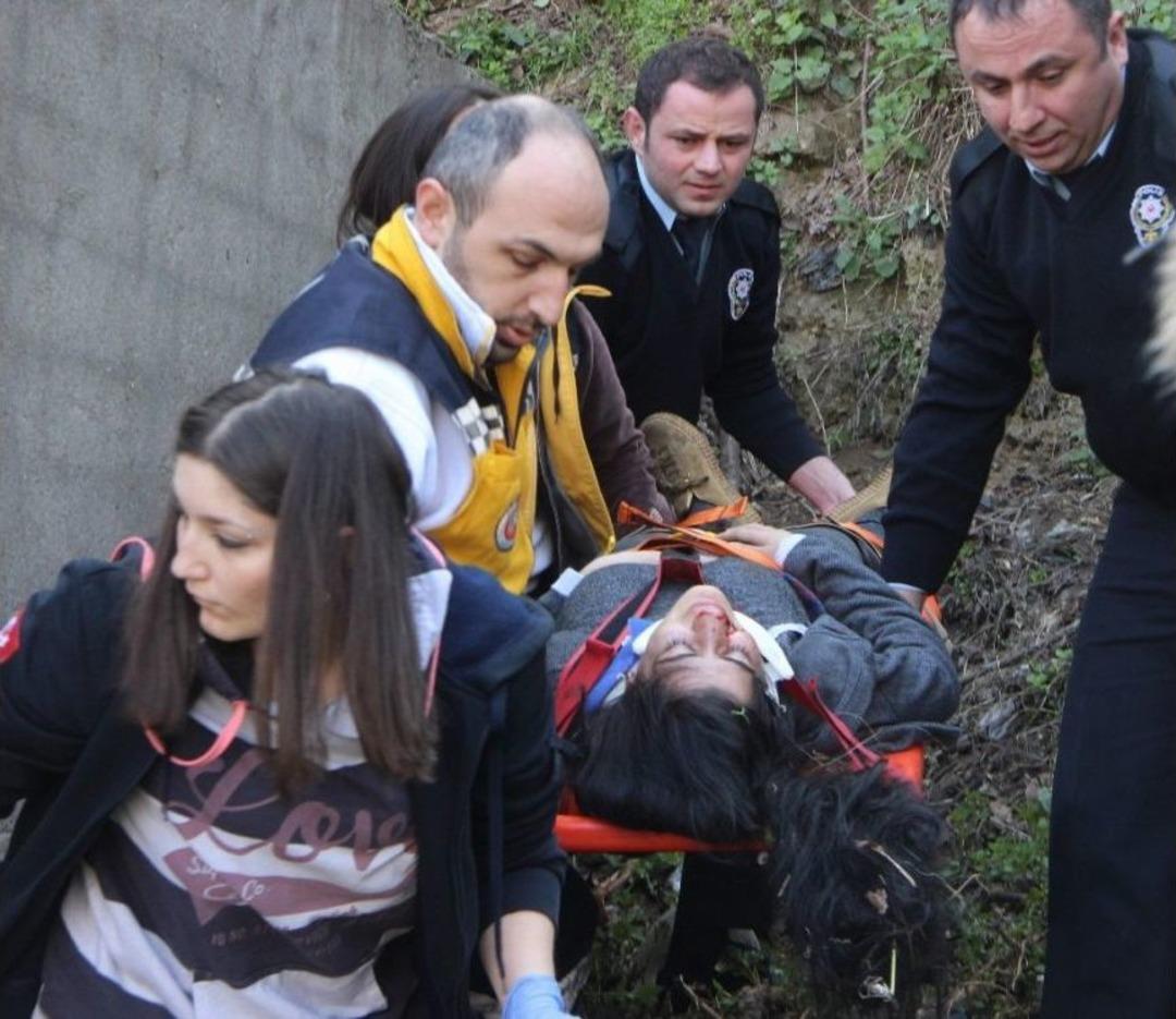 (&ouml;zel Haber) Bursa Manzarası İzlerken Surlardan D&uuml;şt&uuml;