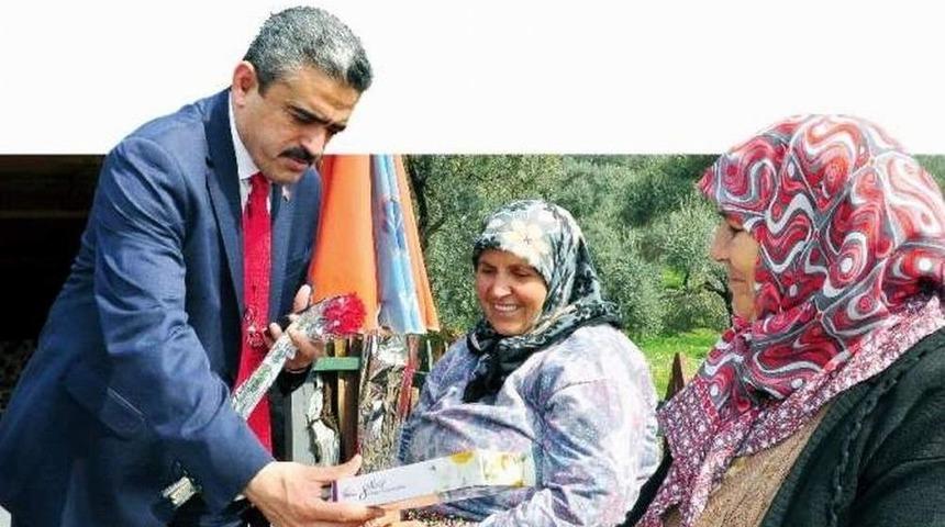 Başkan Alıcık, D&uuml;nya Kadınlar G&uuml;n&uuml;n&uuml; Kutladı