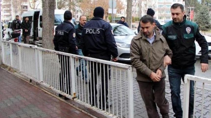 Bolu'da Fet&ouml; Ş&uuml;phelisi 7 Kişi Adliyede