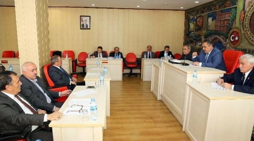 G&uuml;m&uuml;şhane İl Genel Meclisi&rsquo;nin B&uuml;t&ccedil;e Maratonu Sona Erdi