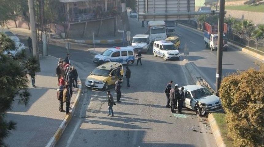 Şanlıurfa&rsquo;da Kaza: 2 Yaralı