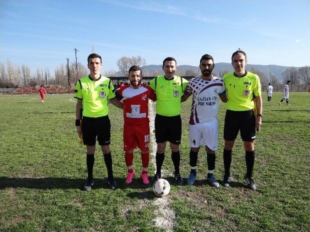 Bilecikspor G&ouml;lpazarı Deplasmanında Rahat Kazandı