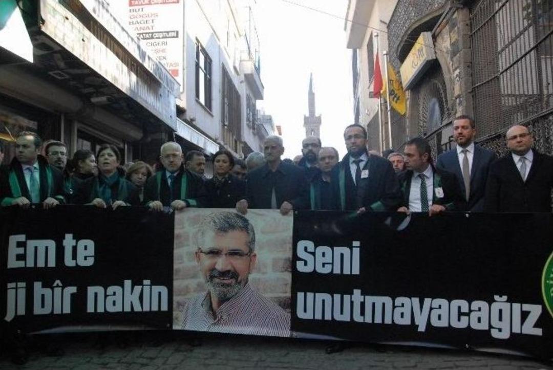 El&ccedil;i, &Ouml;l&uuml;m&uuml;n&uuml;n 1. Yıld&ouml;n&uuml;m&uuml;nde Vurulduğu Yerde Anıldı