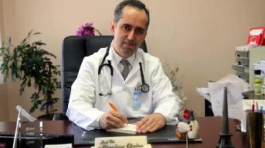 Er&uuml; Kardiyologlarının 'bilimsel &Ccedil;alışma' Başarısı