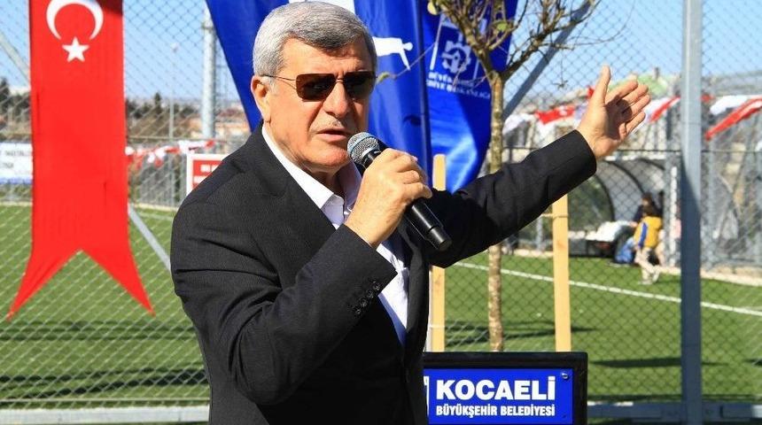 Dilovası &Ccedil;erkeşli K&ouml;y&uuml; Futbol Sahasına Kavuştu