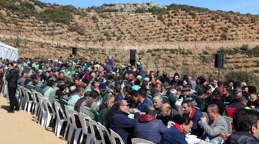 Başkan Karaosmanoğlu İş&ccedil;ilerle Bir Araya Geldi