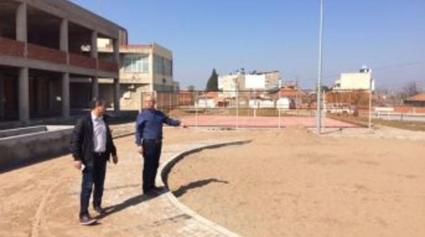 Yılmaz Parkında &Ccedil;alışmalar Devam Ediyor