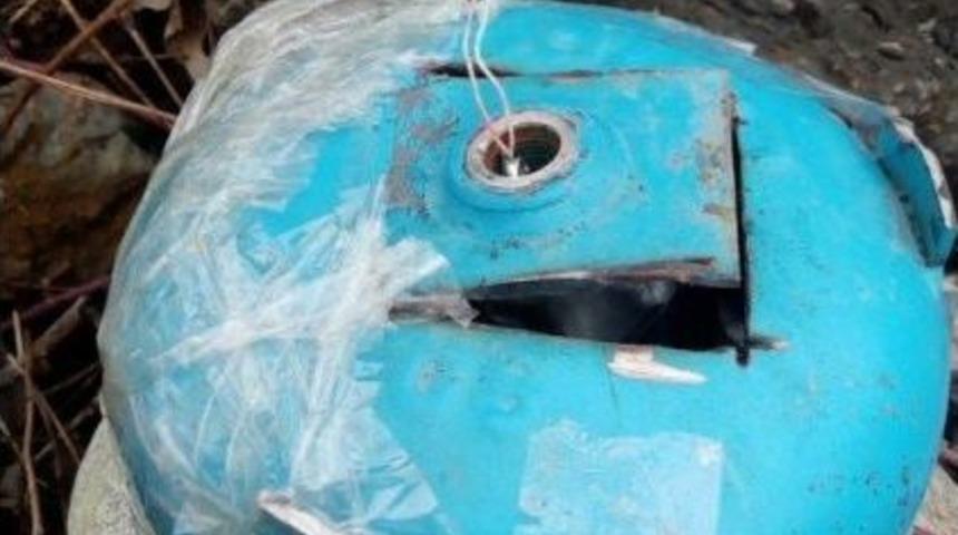 Yol Kenarında Bulunan Patlayıcı İmha Edildi