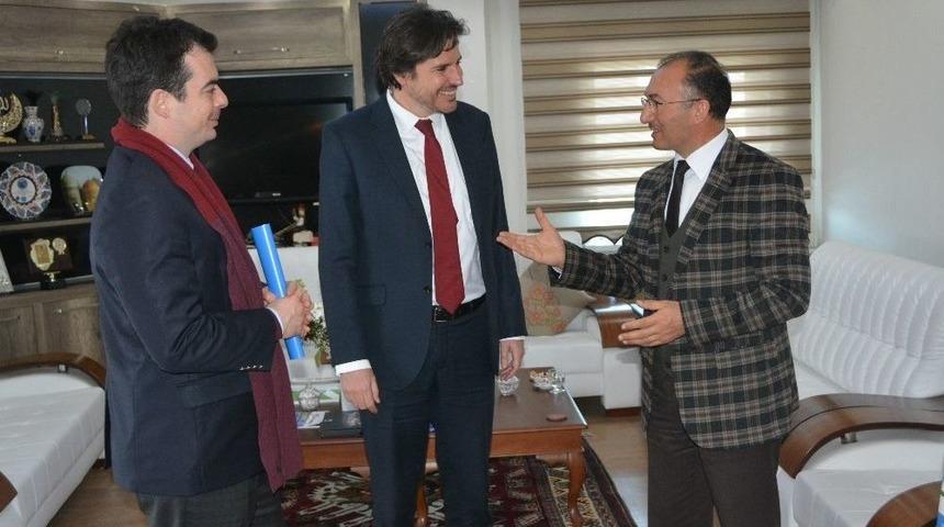 Başkan K&ouml;ksoy&rsquo;a Akademisyenler Ve İhh&rsquo;dan Ziyaret